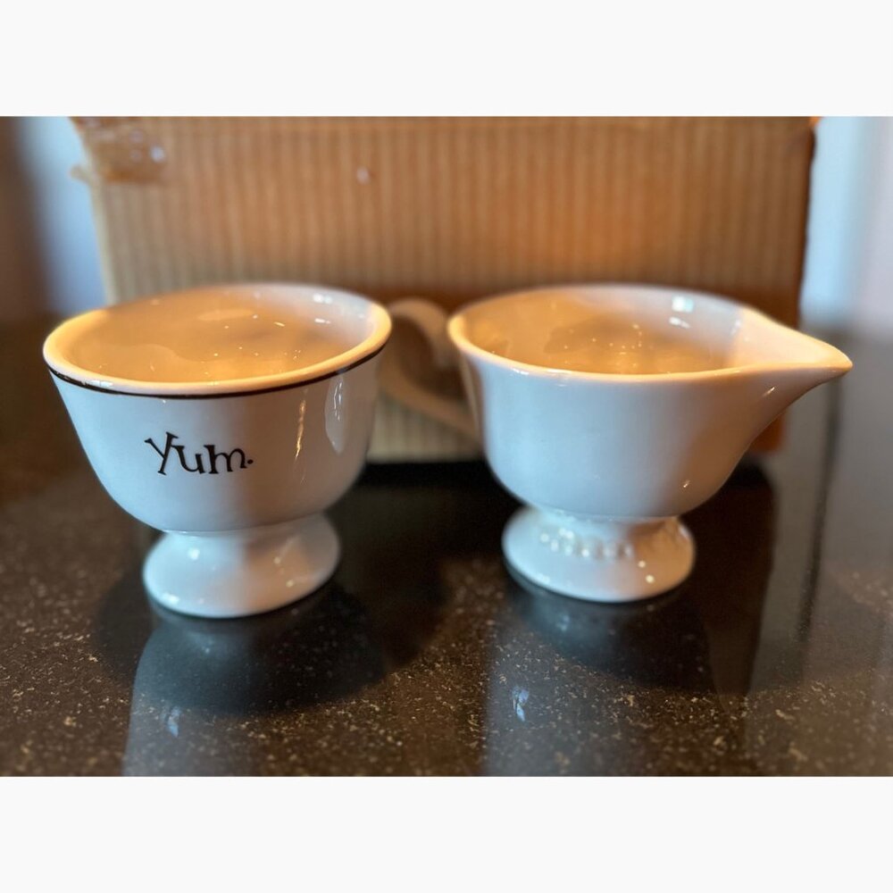 New Baileys Irish Cream Creamer & Sugar - Picture 2 of 5